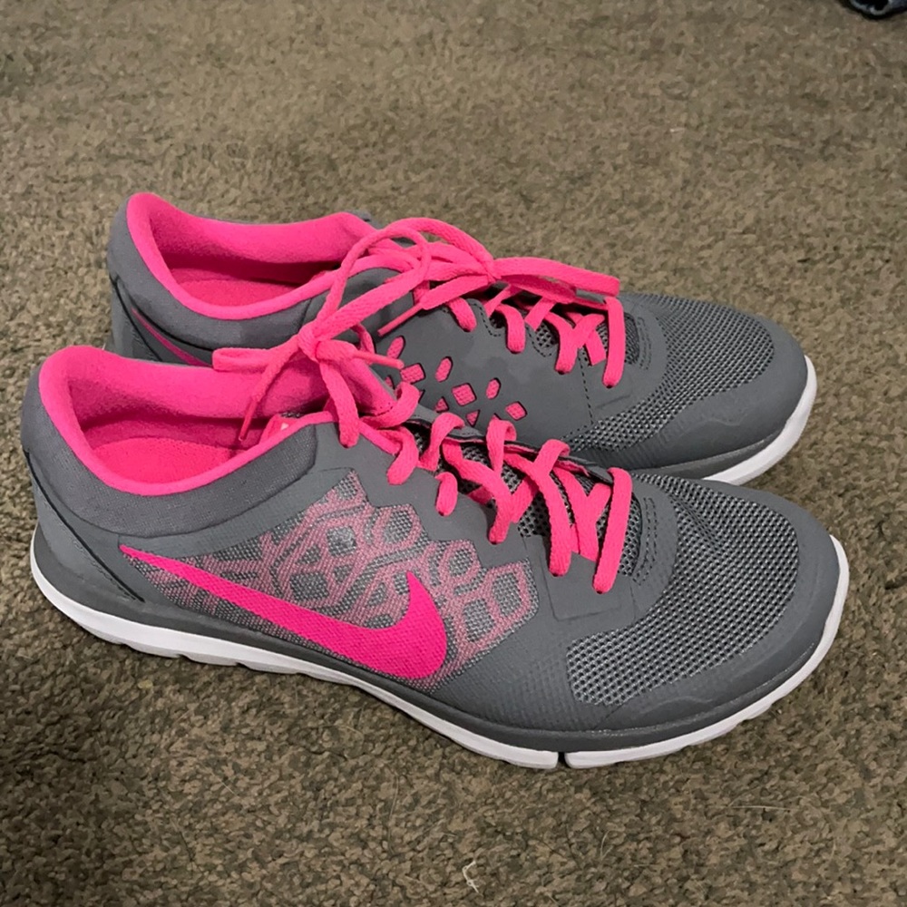 Nike shoe 9.5